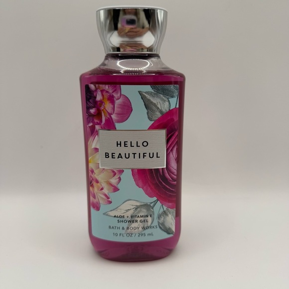 New Bath and Body Works Hello Beautiful Aloe E Vitamin Body Wash Shower Gel 10oz - Picture 1 of 2